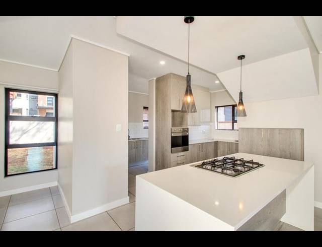 3 BEDROOM HOUSE FOR SALE IN CRAIGAVON